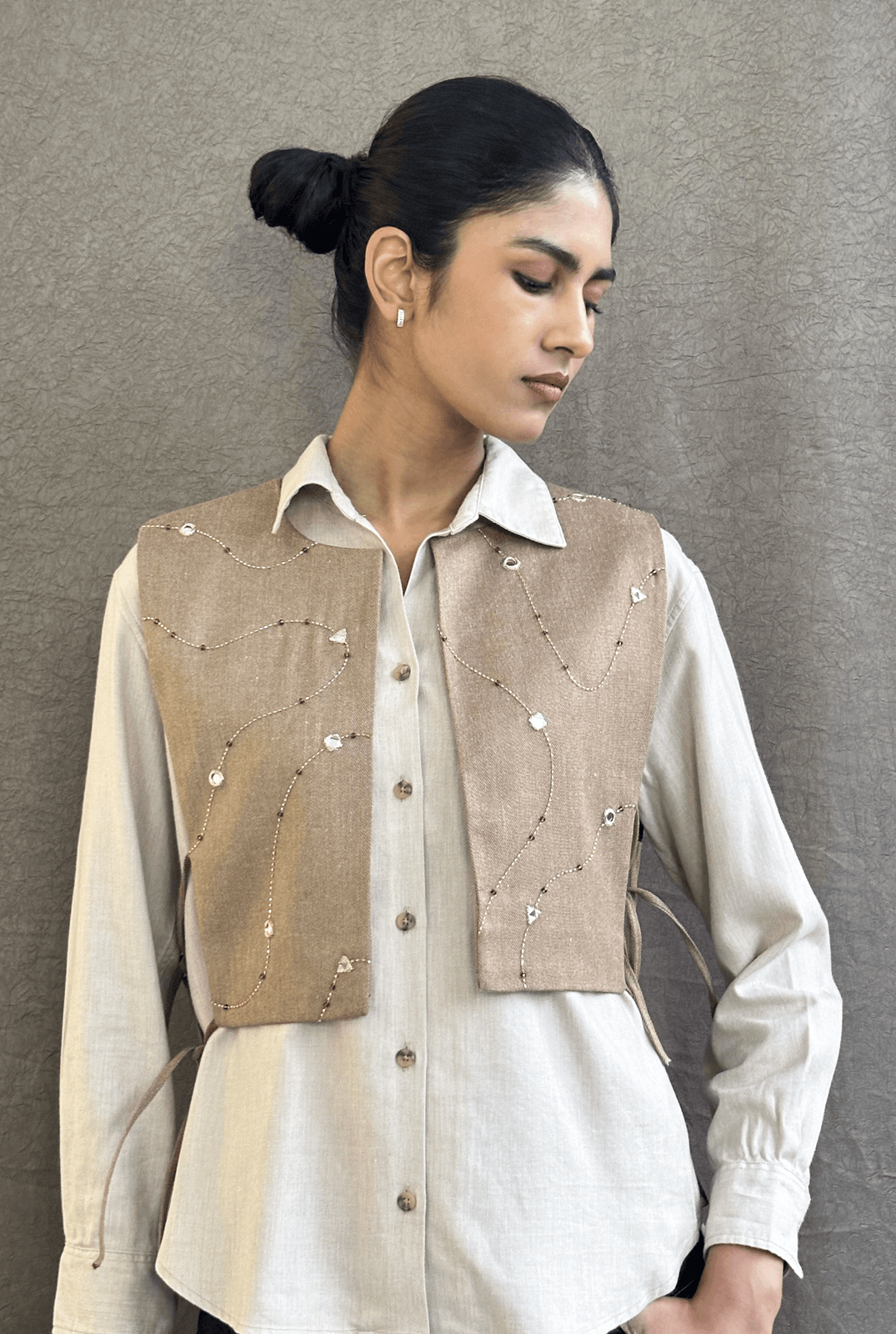 Reverie Woollen Gilet - AMBR INDIA - #tag1# -