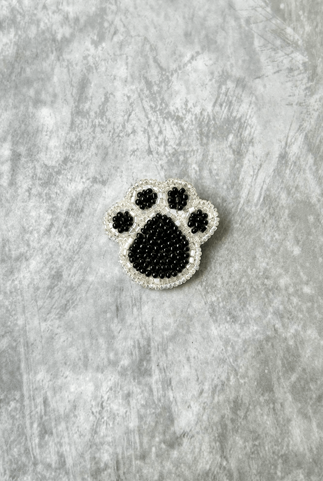 Paw brooch - AMBR INDIA - #tag1# -