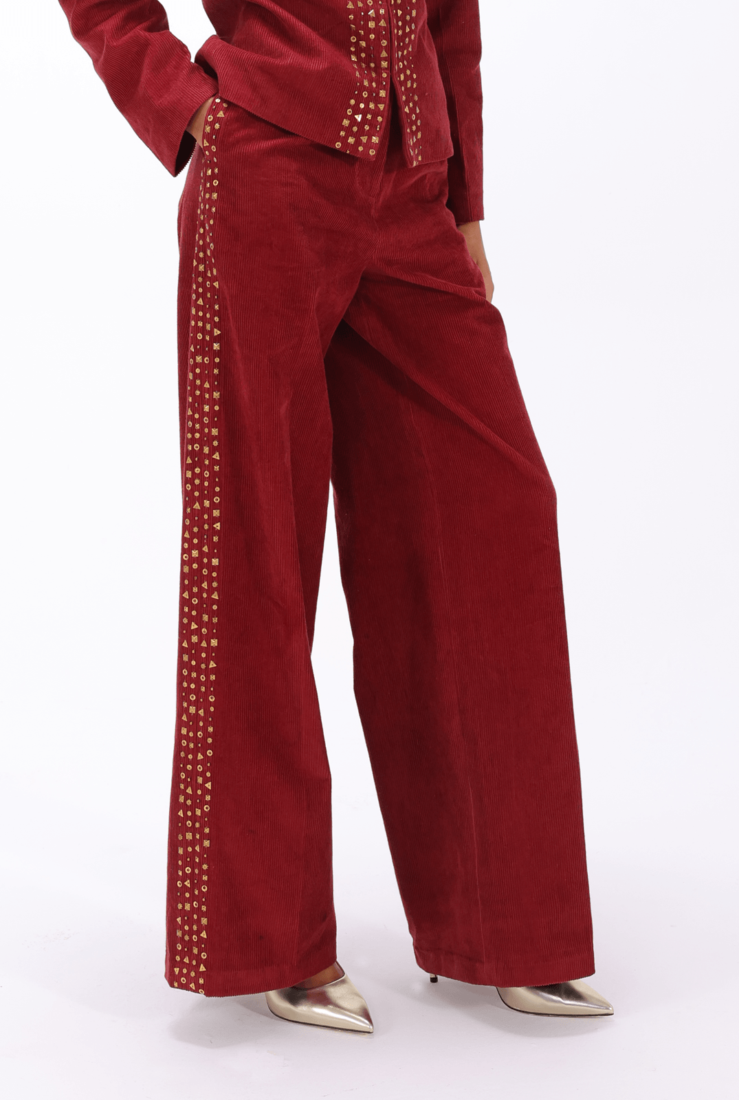 Red Aari Trouser - AMBR INDIA - #tag1# -